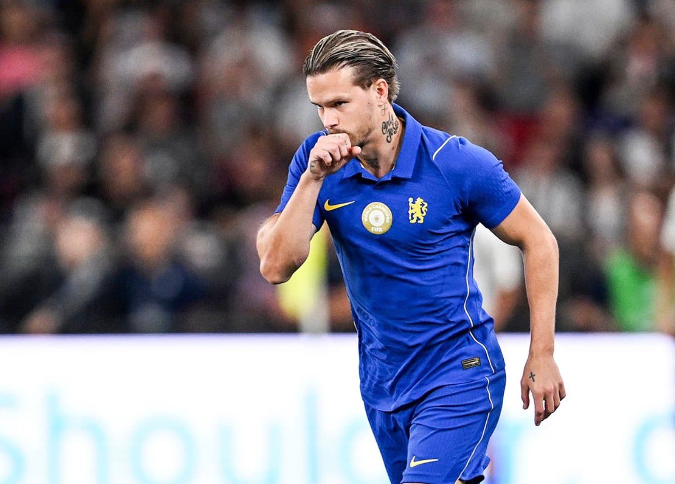 Leeds United Prepare Improved Offer for Mykhailo Mudryk