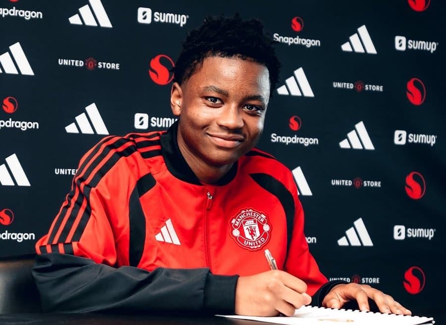 Manchester United Complete Signing of Highly Rated 16-Year-Old Isaac Konde from Liverpool