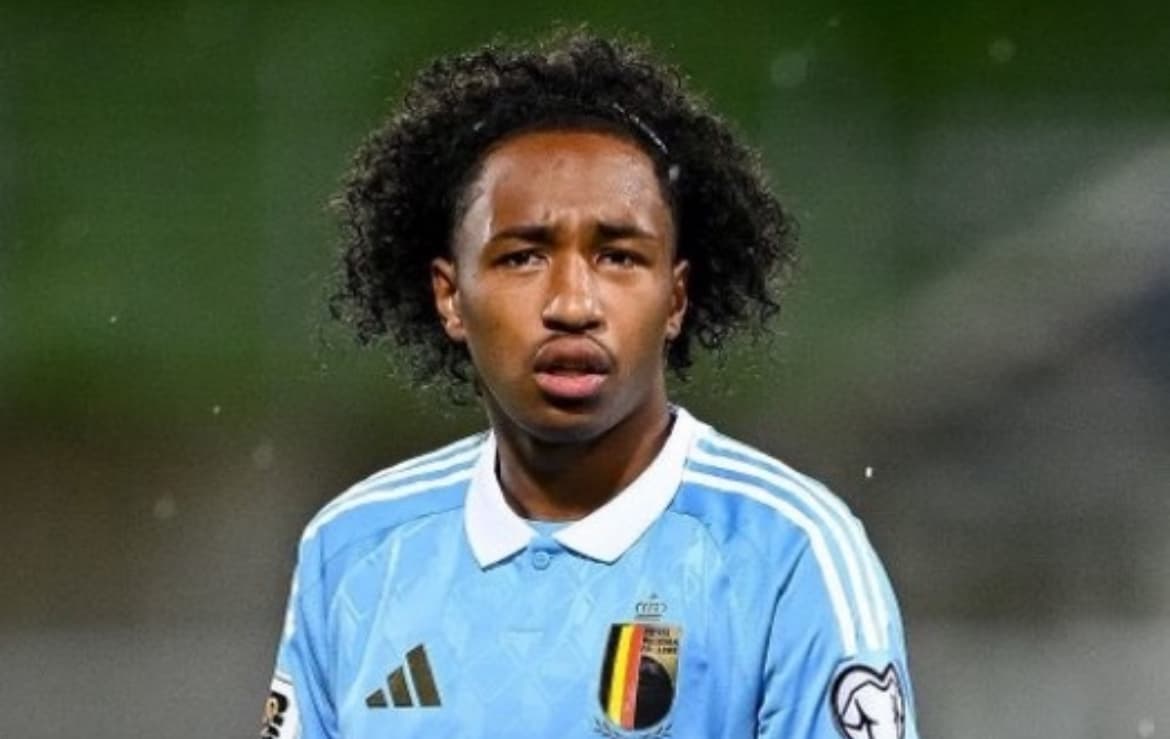 Malick Fofana Takes Off for Sunderland Medical in Latest Deadline Day Twist