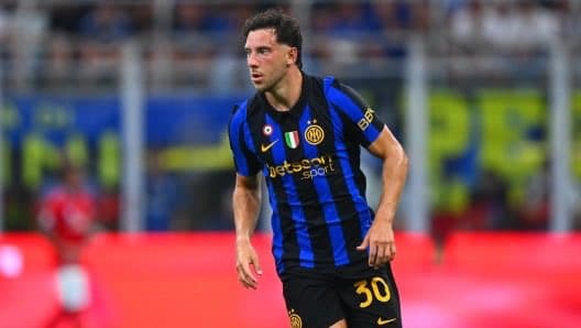 Inter Milan Advancing in Contract Talks to Extend Carlos Augusto Beyond 2028