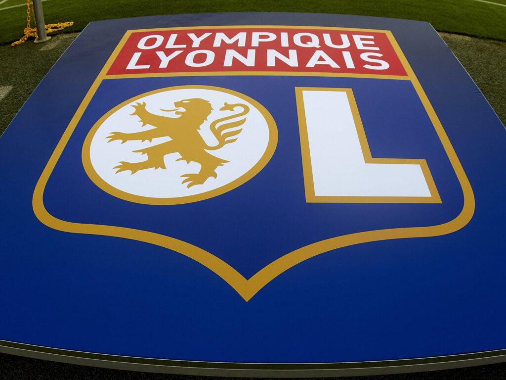 Olympique Lyonnias  relegated to Ligue 2 due to their financial situation