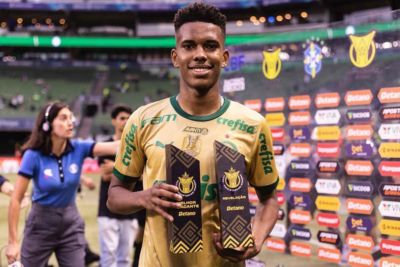 Chelsea's Next Gem: Willian Estevão Wins Brasileirão Awards