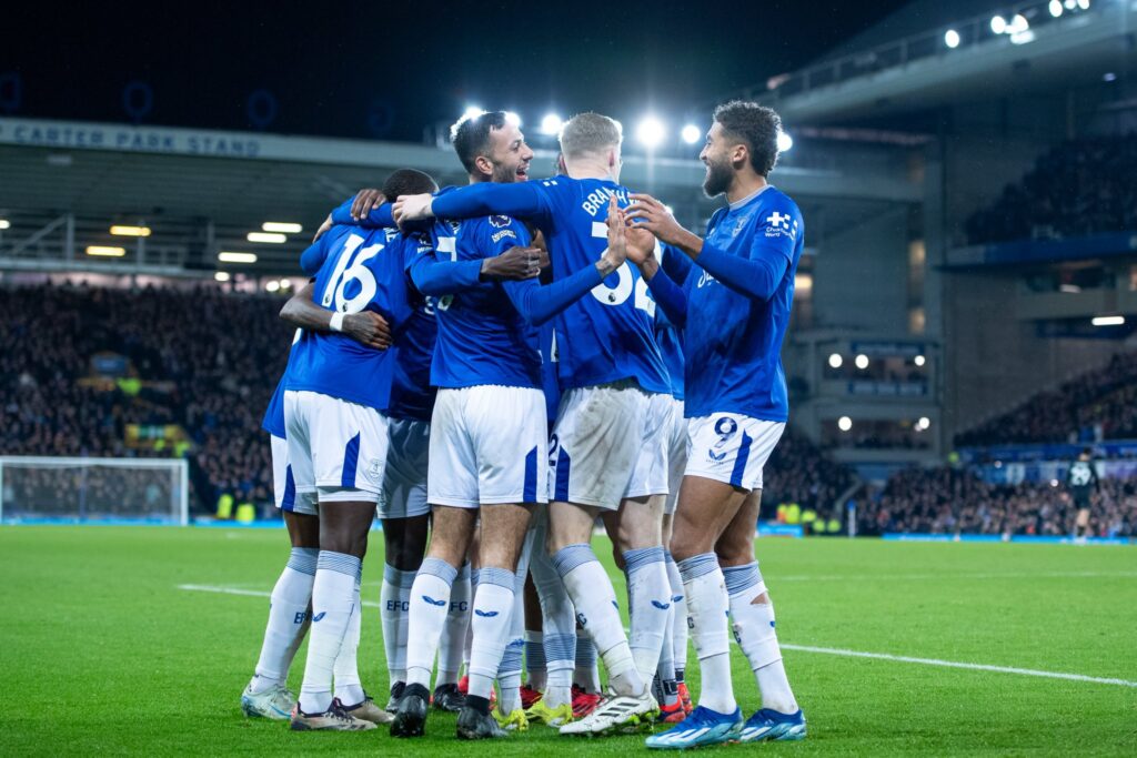 Everton Secure Crucial 4-0 Win Over Wolves