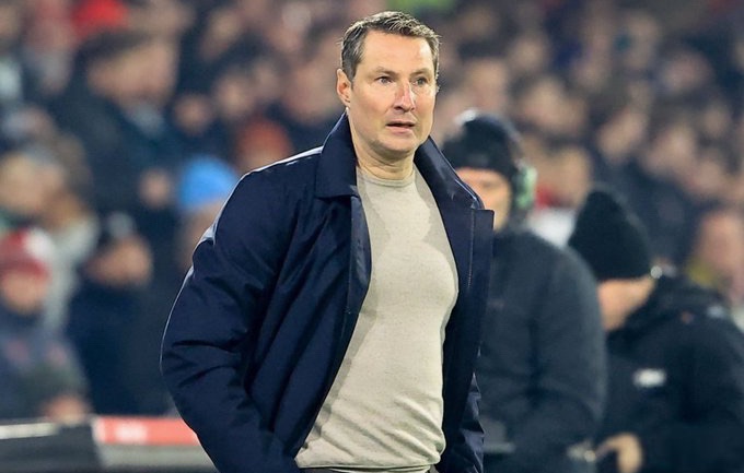 Feyenoord Sacks Manager Brian Priske Ahead of Crucial Champions League Playoff