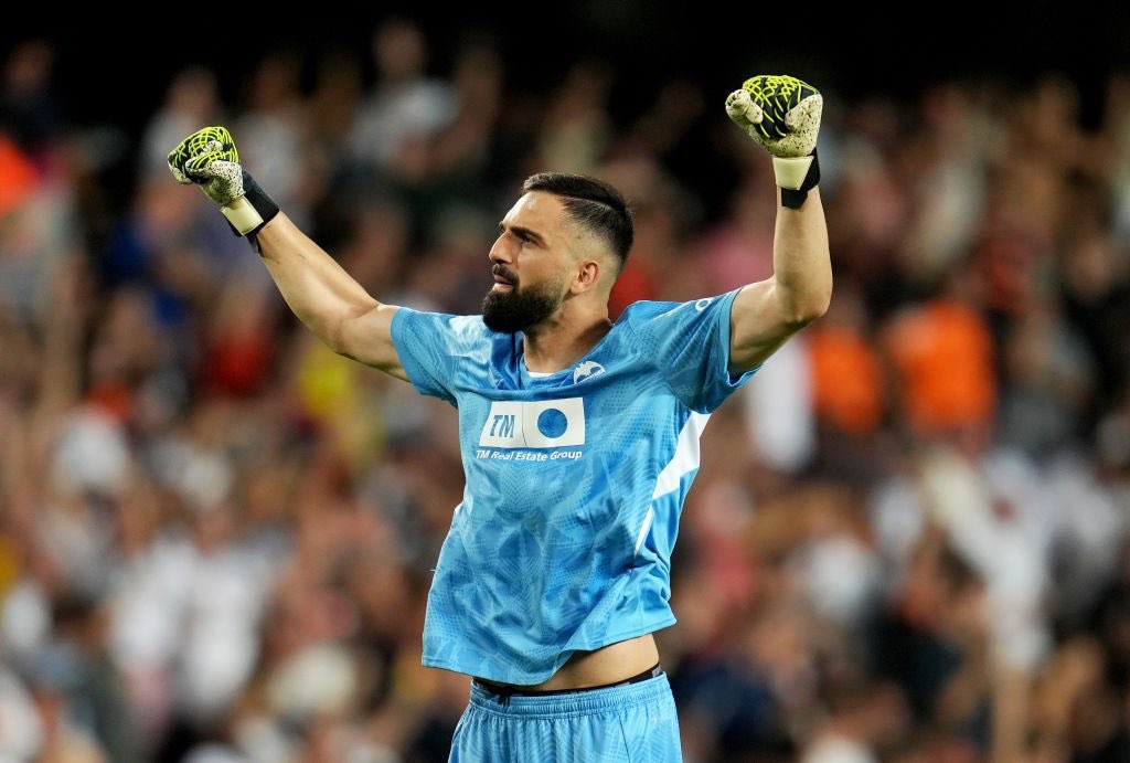 Mamardashvili Confirms He's Joining Liverpool, Not Seeking Another Loan
