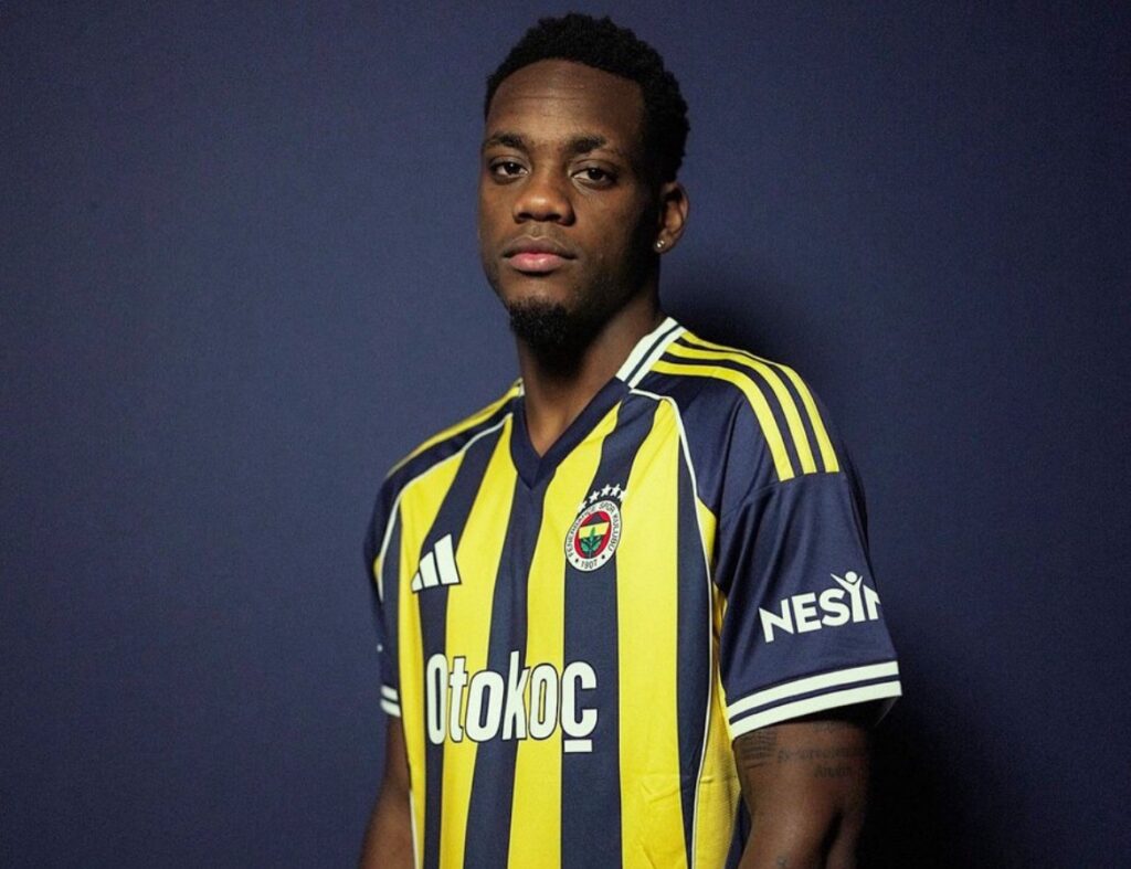 Fenerbahçe Confirm Jhon Durán Loan Deal; Al Nassr Chapter Concludes