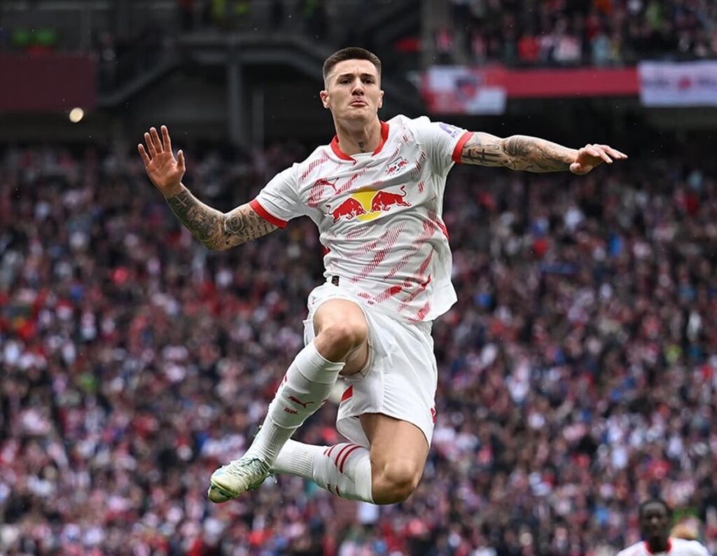 Manchester United Submit Formal Bid for Benjamin Šeško as Transfer Saga Reaches Climax