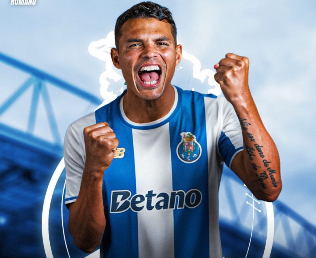 Thiago Silva Officially Signs for FC Porto